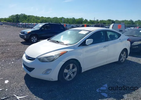 2013 Hyundai Elantra Gls из США, поврежденный, VIN 5NPDH4AE5DH403217